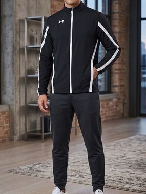 Under Armour kids spring Jacket YXL Black and White light weight full zip up